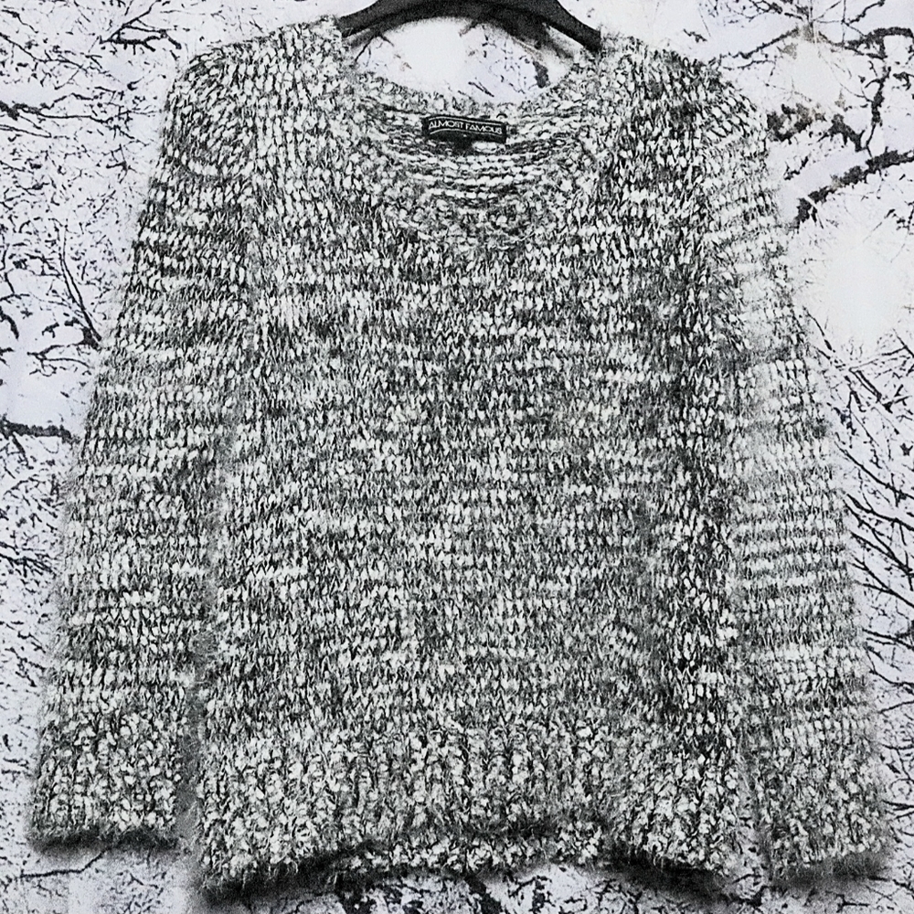 BLACK WHITE BOUCLE SWEATER L Almost Famous Vegan Spring Fall Goth Office Long - Picture 6 of 6